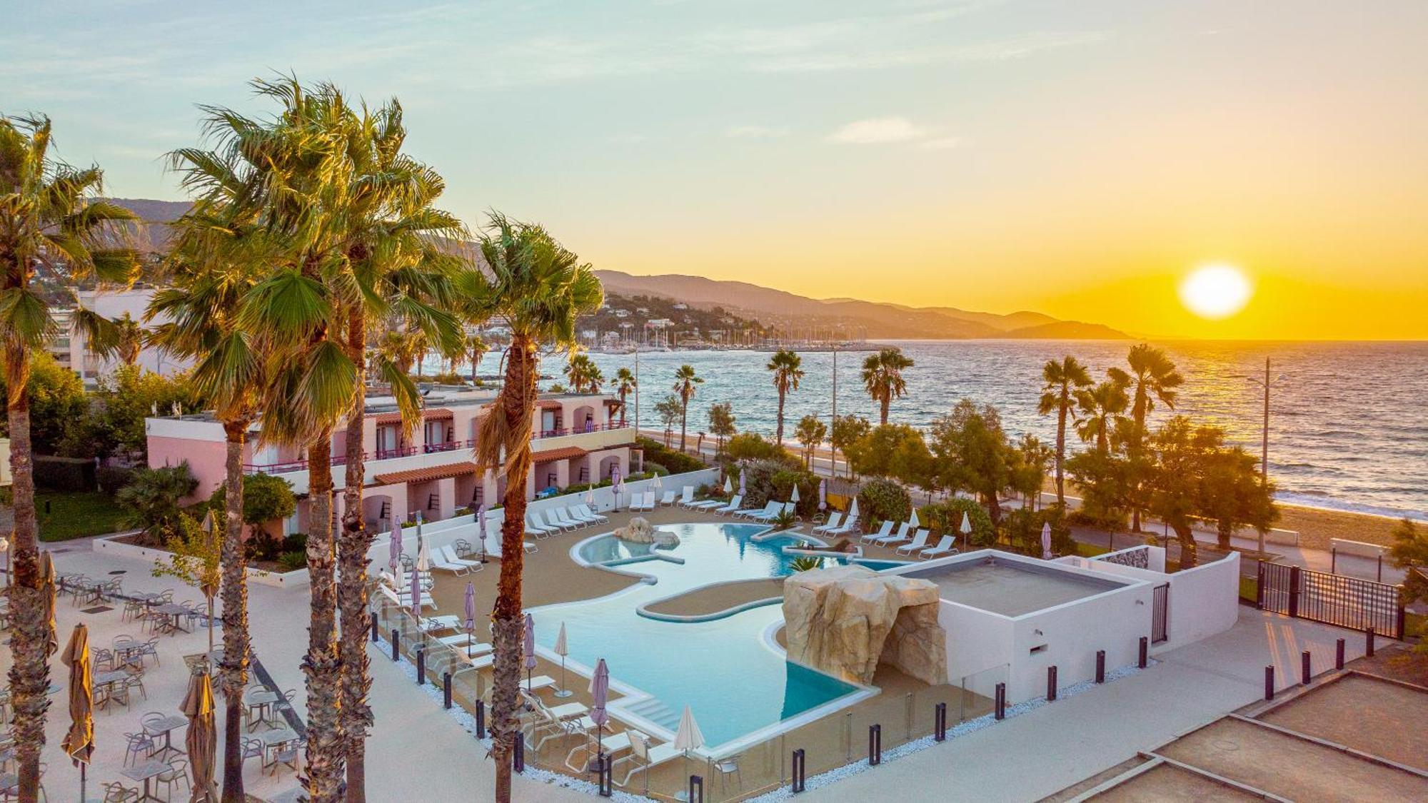 Kaliope Hotel & Residence By Oustal Del Mar Le Lavandou Kültér fotó