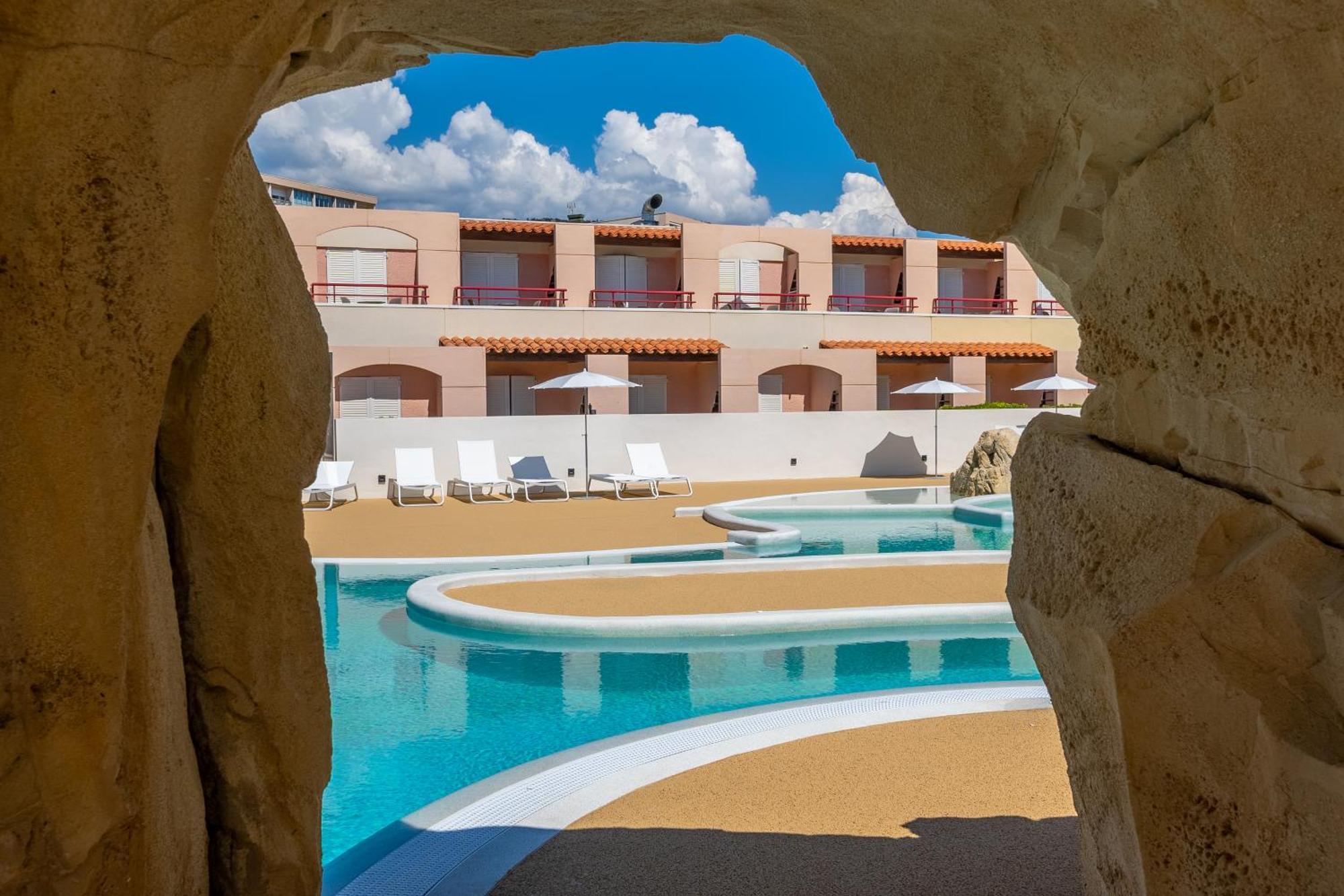 Kaliope Hotel & Residence By Oustal Del Mar Le Lavandou Kültér fotó