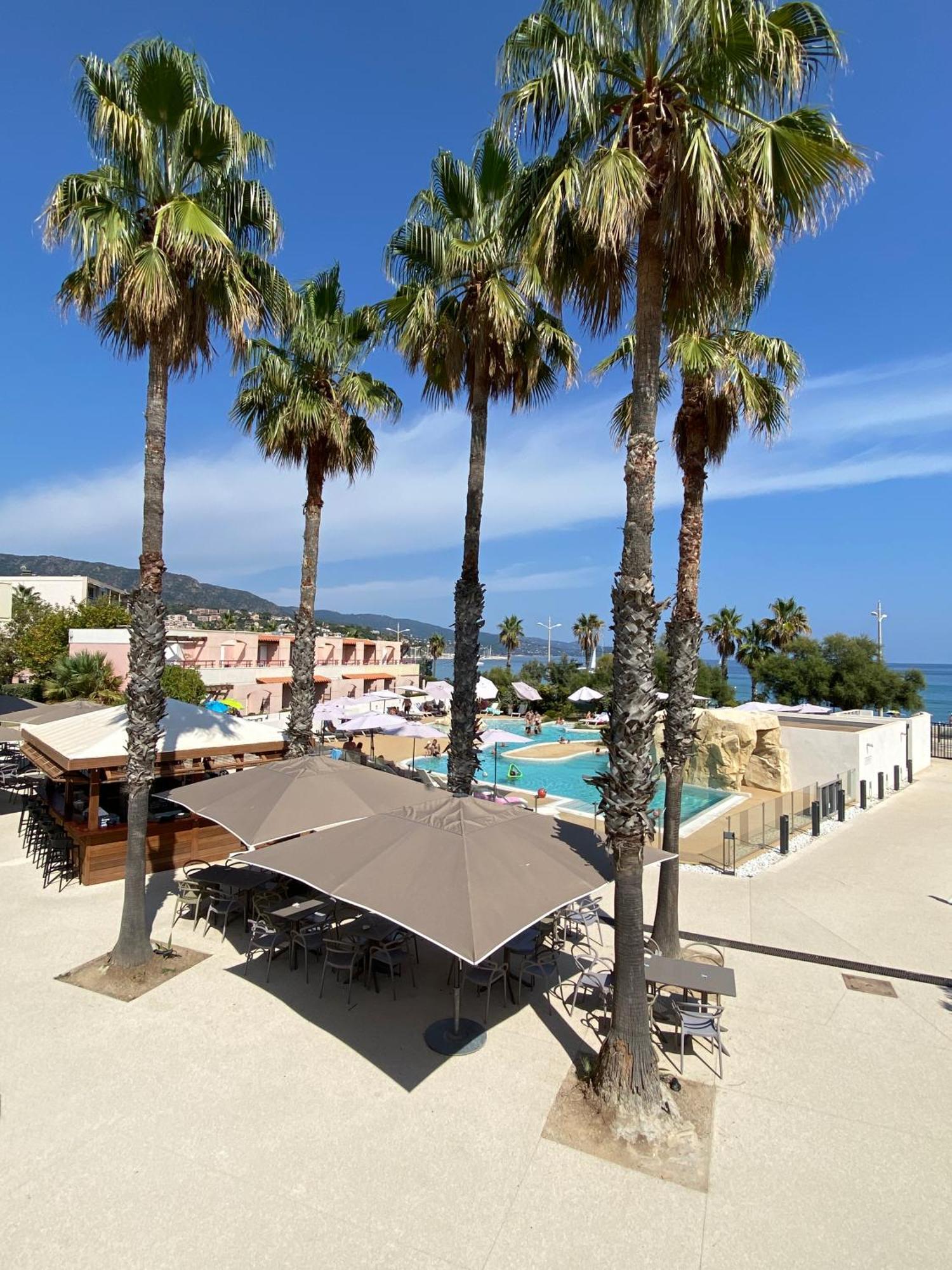 Kaliope Hotel & Residence By Oustal Del Mar Le Lavandou Kültér fotó